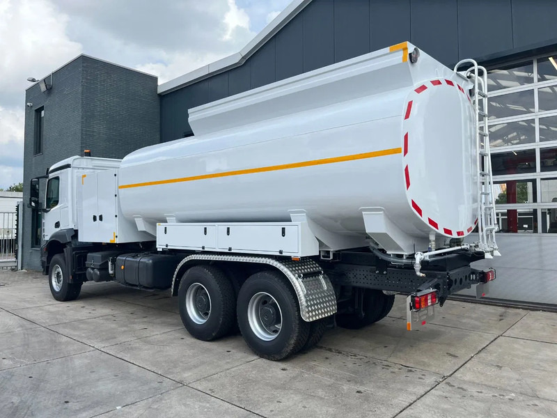 Mercedes-Benz Arocs 3340 6x6 Water Tank Truck - Camión cisterna: foto 3 Mercedes-Benz Arocs 3340 6x6 Water Tank Truck - Camión cisterna: foto 3