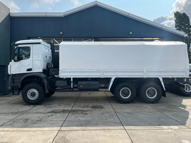 Mercedes-Benz Arocs 3340 A 6x6 Cargo Truck - Camión lona: foto 2 Mercedes-Benz Arocs 3340 A 6x6 Cargo Truck - Camión lona: foto 2