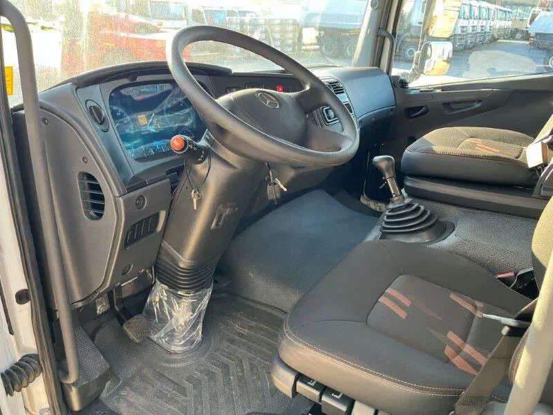 Camión cisterna para transporte de combustible nuevo Mercedes-Benz Atego 1418 4x2 Fuel Tank Truck: foto 11 Camión cisterna para transporte de combustible nuevo Mercedes-Benz Atego 1418 4x2 Fuel Tank Truck: foto 11