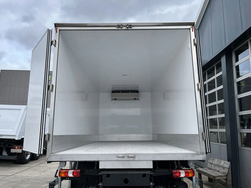 Leasing para Mercedes-Benz Atego 1725 4x4 Refrigerator Truck (1 unit) Mercedes-Benz Atego 1725 4x4 Refrigerator Truck (1 unit): foto 13
