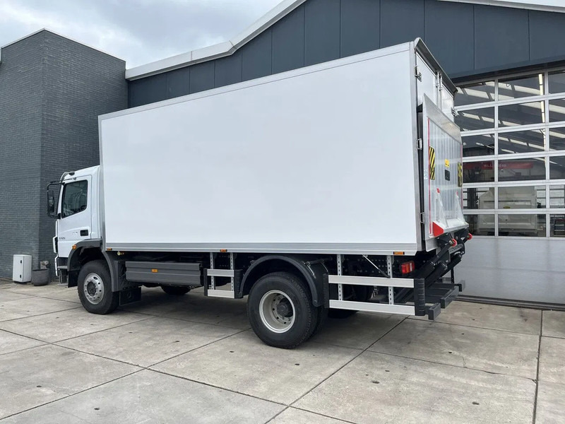 Mercedes-Benz Atego 1725 4x4 Refrigerator Truck - Camión frigorífico: foto 3 Mercedes-Benz Atego 1725 4x4 Refrigerator Truck - Camión frigorífico: foto 3