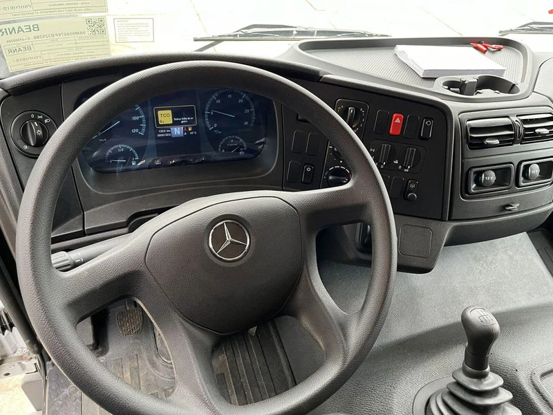 Camión frigorífico nuevo Mercedes-Benz Atego 1725 4x4 Refrigerator Truck: foto 16