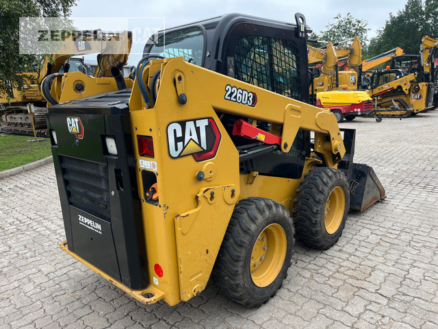 Cat 226D - Minicargadora: foto 3 Cat 226D - Minicargadora: foto 3