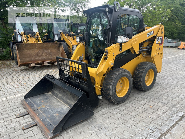 Cat 226D - Minicargadora: foto 1 Cat 226D - Minicargadora: foto 1