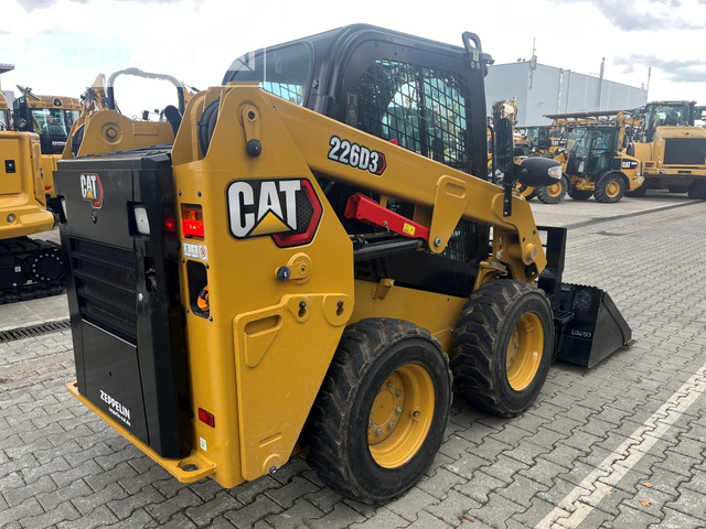 Cat 226D - Minicargadora: foto 4 Cat 226D - Minicargadora: foto 4