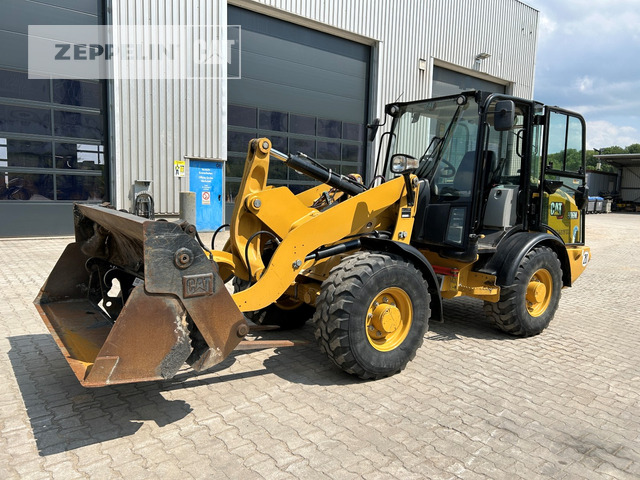 Cat 906M - Cargadora de ruedas: foto 1 Cat 906M - Cargadora de ruedas: foto 1