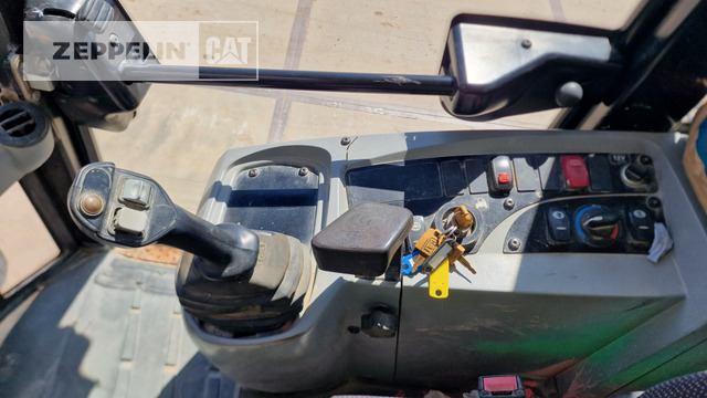 Cargadora de ruedas Cat 907H: foto 14