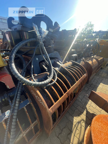 Cat G320B/D - Pinza de manipulación: foto 2 Cat G320B/D - Pinza de manipulación: foto 2