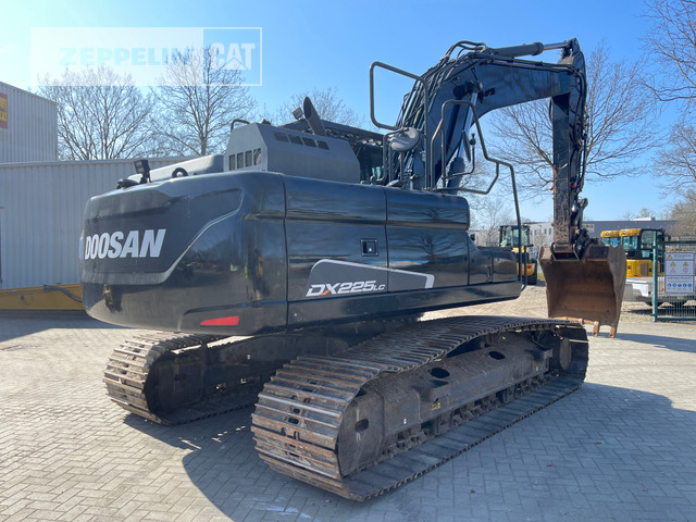 Doosan DX225LC-5 - Excavadora de cadenas: foto 3 Doosan DX225LC-5 - Excavadora de cadenas: foto 3