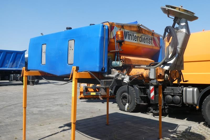 Gmeiner Streuer-Winterdienst Feuchtsalz - Esparcidor de sal para Vehículo municipal: foto 2 Gmeiner Streuer-Winterdienst Feuchtsalz - Esparcidor de sal para Vehículo municipal: foto 2