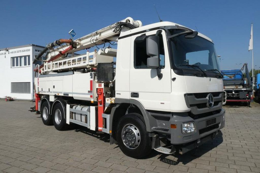 Camión bomba de hormigón Mercedes-Benz Actros 2636 6x4 (MPII) Betonpumpe Schwing 24m /: foto 1