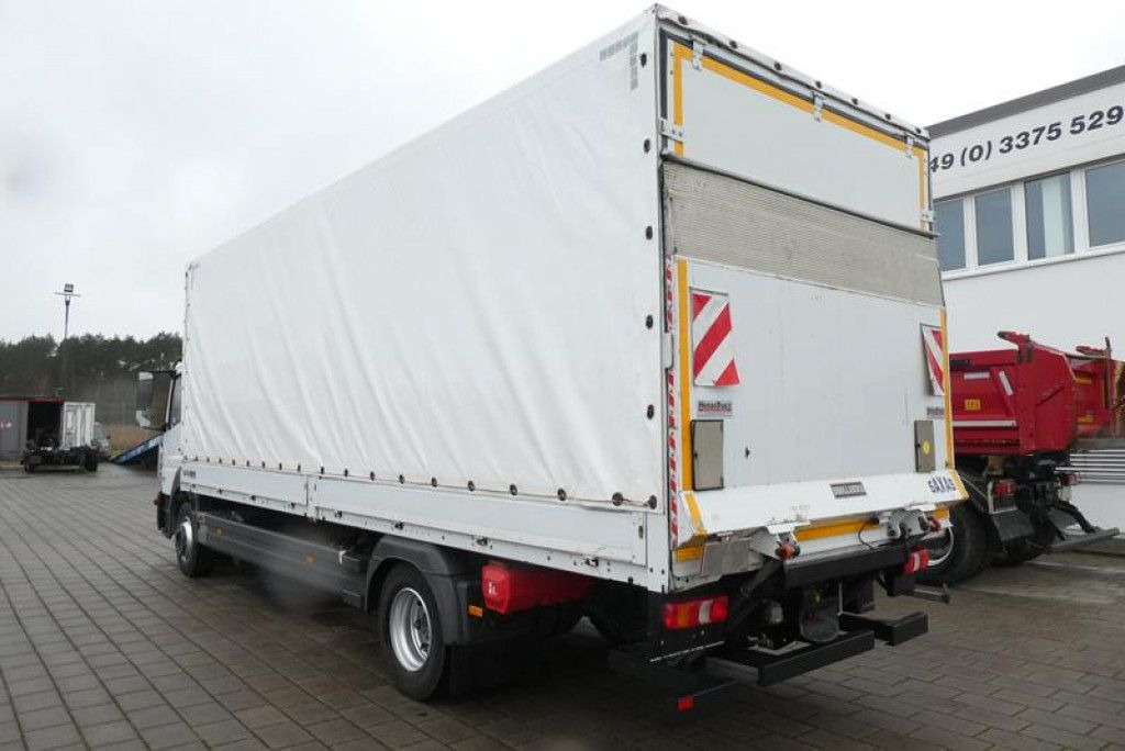 Mercedes-Benz Atego 1527 L Pritsche LBW - Camión lona: foto 4 Mercedes-Benz Atego 1527 L Pritsche LBW - Camión lona: foto 4