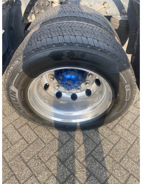 Michelin 355/50x22,5 - 2 stuks en 295/60x22,5 - 4 stuks - Neumático para Camión: foto 5 Michelin 355/50x22,5 - 2 stuks en 295/60x22,5 - 4 stuks - Neumático para Camión: foto 5