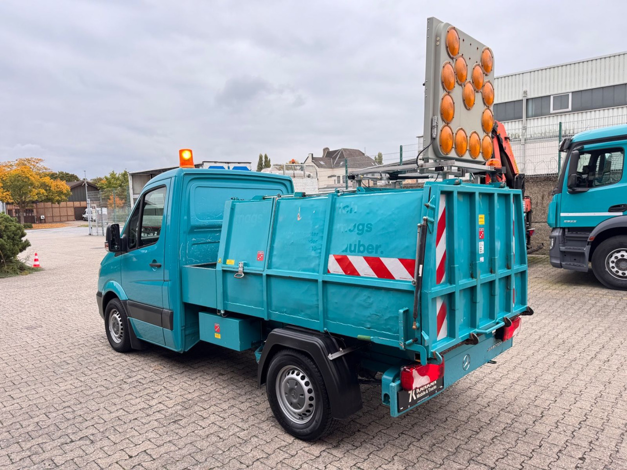 Mercedes-Benz 313 CDI Sprinter II Bertsche Müllwagen Tafel - Camión de basura: foto 4 Mercedes-Benz 313 CDI Sprinter II Bertsche Müllwagen Tafel - Camión de basura: foto 4