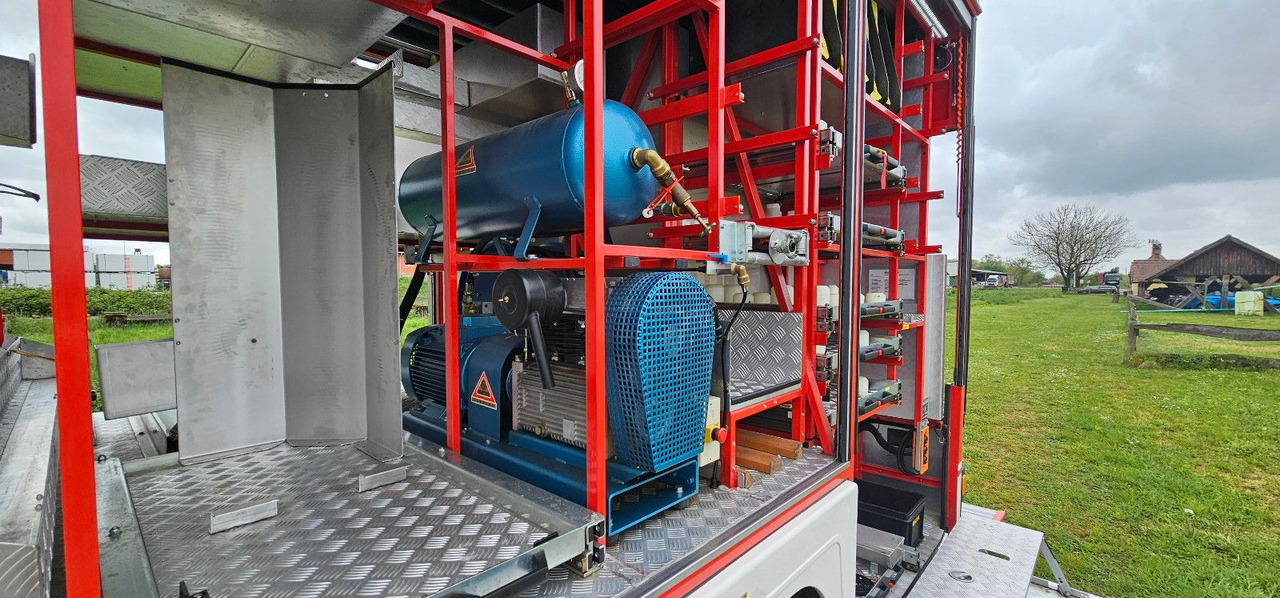 Camión Mercedes-Benz Feuerwehr 4 Sitzer Klima SK1827 V6 Traumzustand: foto 10