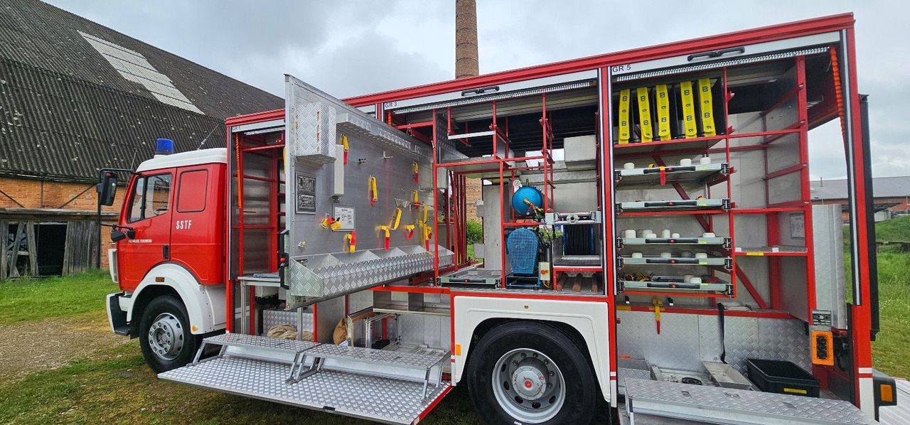 Camión Mercedes-Benz Feuerwehr 4 Sitzer Klima SK1827 V6 Traumzustand: foto 9