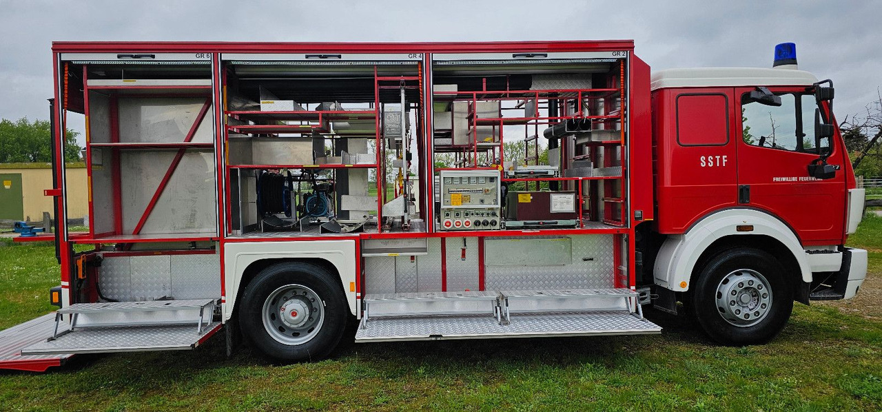 Camión Mercedes-Benz Feuerwehr 4 Sitzer Klima SK1827 V6 Traumzustand: foto 12