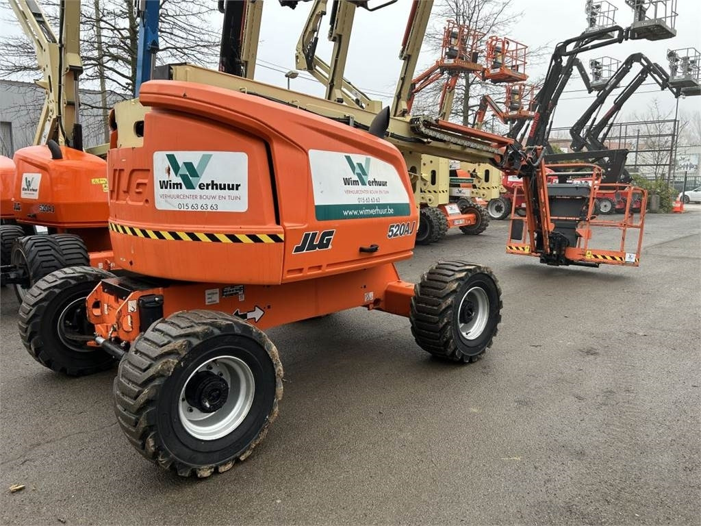 JLG 520AJ (2633) - Plataforma articulada: foto 3 JLG 520AJ (2633) - Plataforma articulada: foto 3