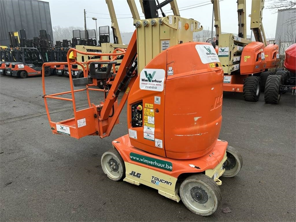 JLG Toucan 10E (7356) - Plataforma de mástil vertical: foto 2 JLG Toucan 10E (7356) - Plataforma de mástil vertical: foto 2