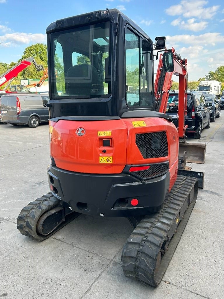 Kubota U 36-4 - Miniexcavadora: foto 5 Kubota U 36-4 - Miniexcavadora: foto 5