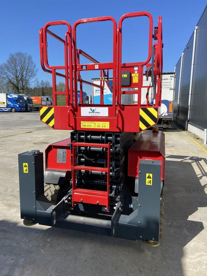 Magni ES1418RT (7940) - Plataforma de tijeras: foto 5 Magni ES1418RT (7940) - Plataforma de tijeras: foto 5