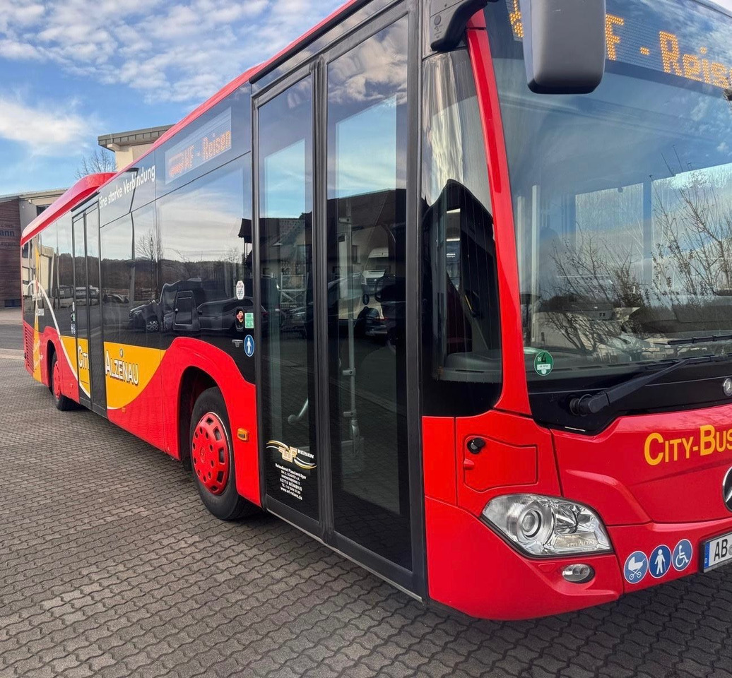Mercedes-Benz O 530 C2 Citaro LE 260KW*Klimaanlage*Hybrid - Autobús urbano: foto 1 Mercedes-Benz O 530 C2 Citaro LE 260KW*Klimaanlage*Hybrid - Autobús urbano: foto 1