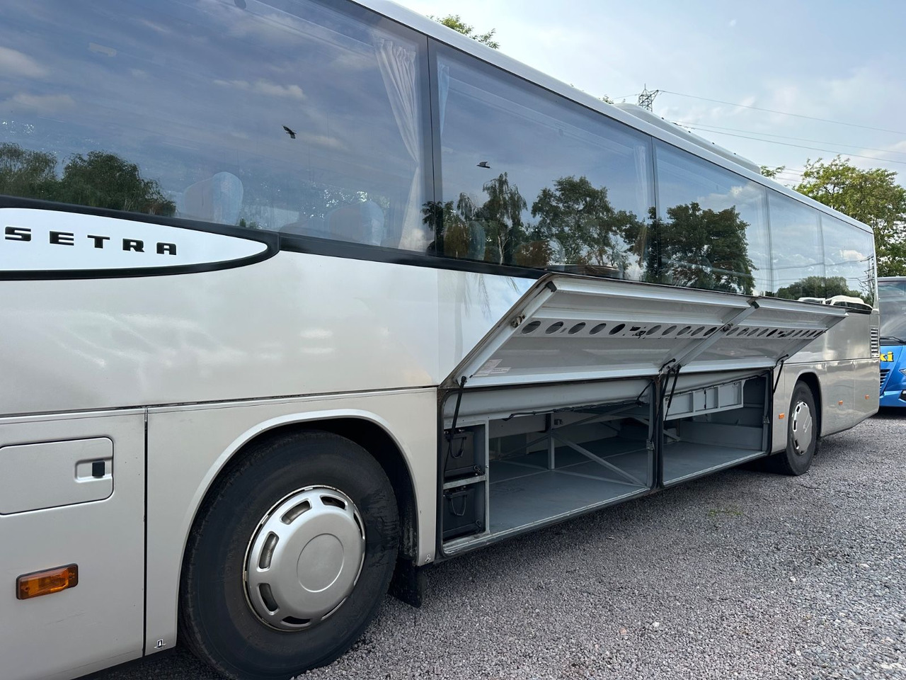 Setra S 415 UL GT (Motor neu*TOP) - Autobús suburbano: foto 4 Setra S 415 UL GT (Motor neu*TOP) - Autobús suburbano: foto 4
