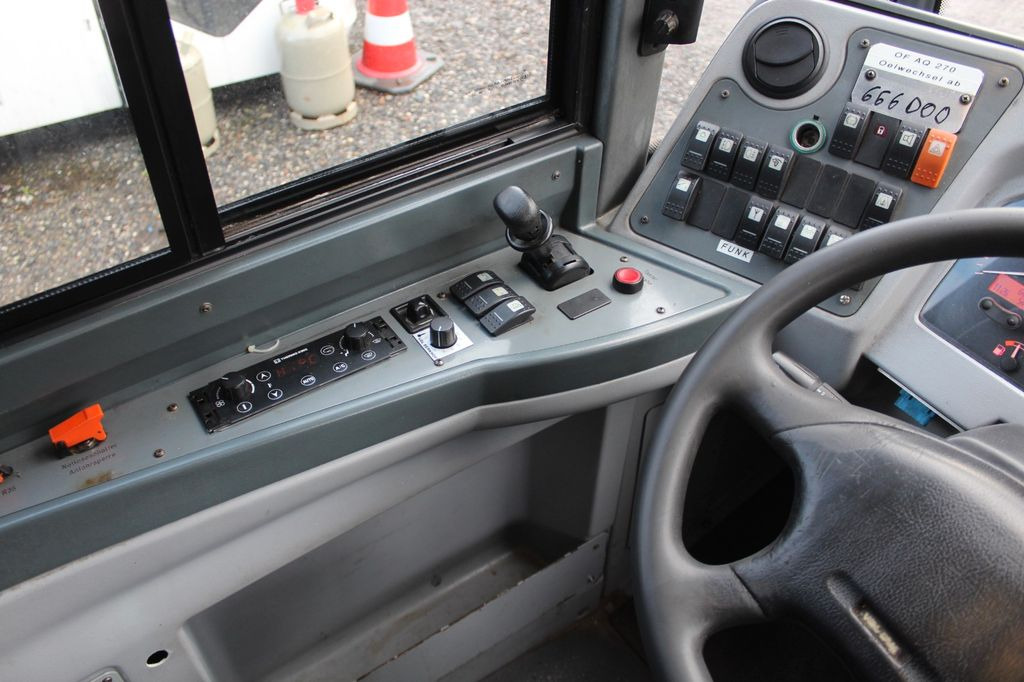 Leasing para VDL Berkhof 3x Ambassador 200 (Klima, Euro 5)  VDL Berkhof 3x Ambassador 200 (Klima, Euro 5): foto 11